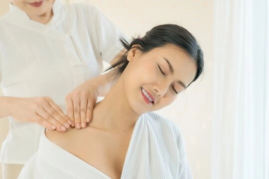 shoulder-massage