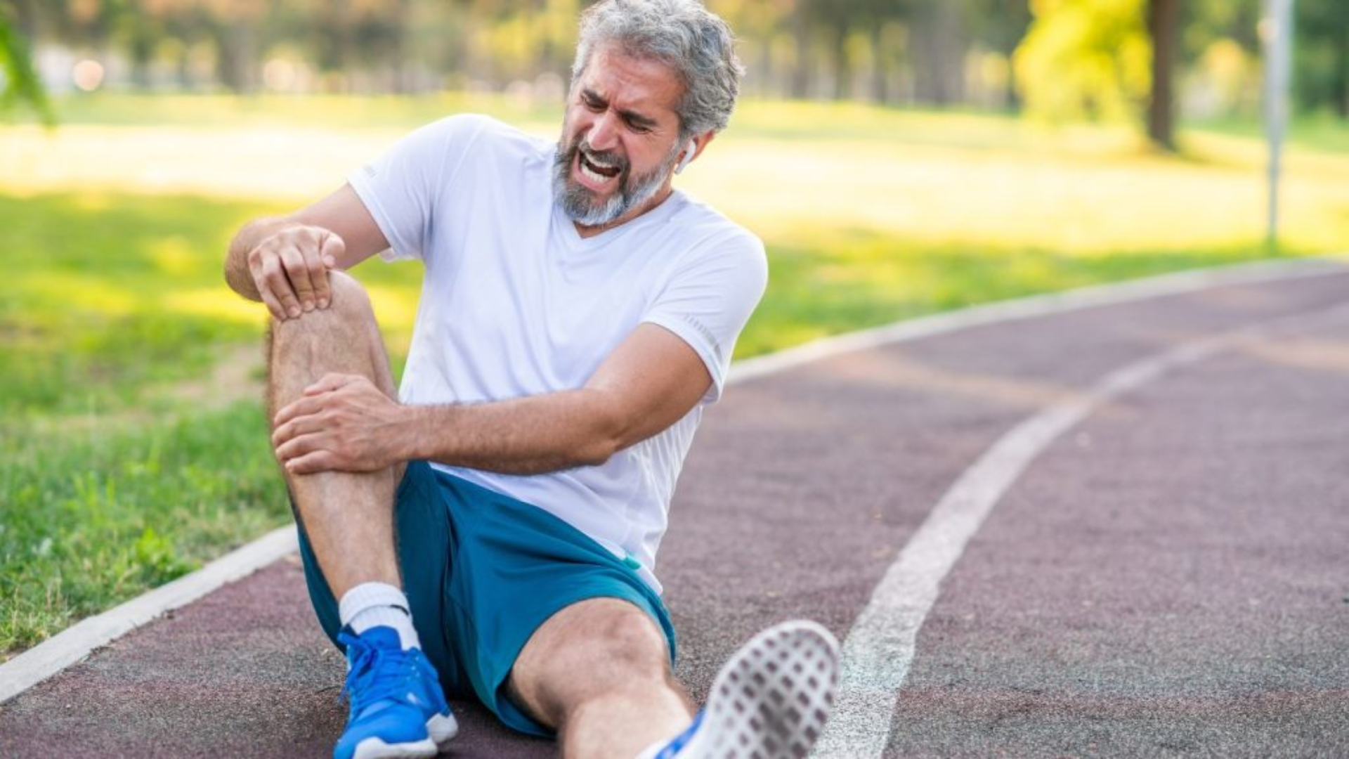 9 Common Causes of Knee Pain Without Injury